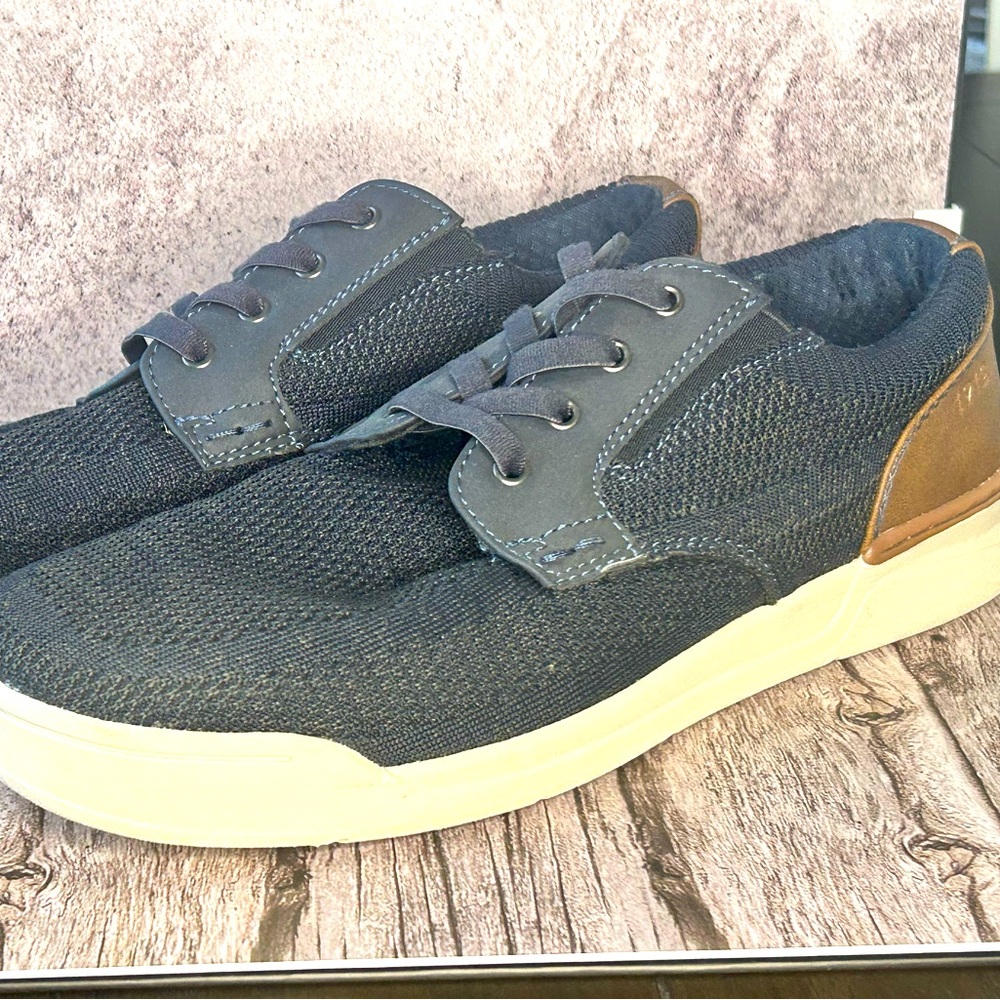 Numb Bush Core Tour Knit Plain Toe Oxford - Navy Size 10.5 Wide